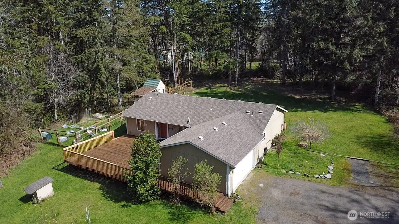 8910 Hunter Point Road NW, Olympia, WA 98502