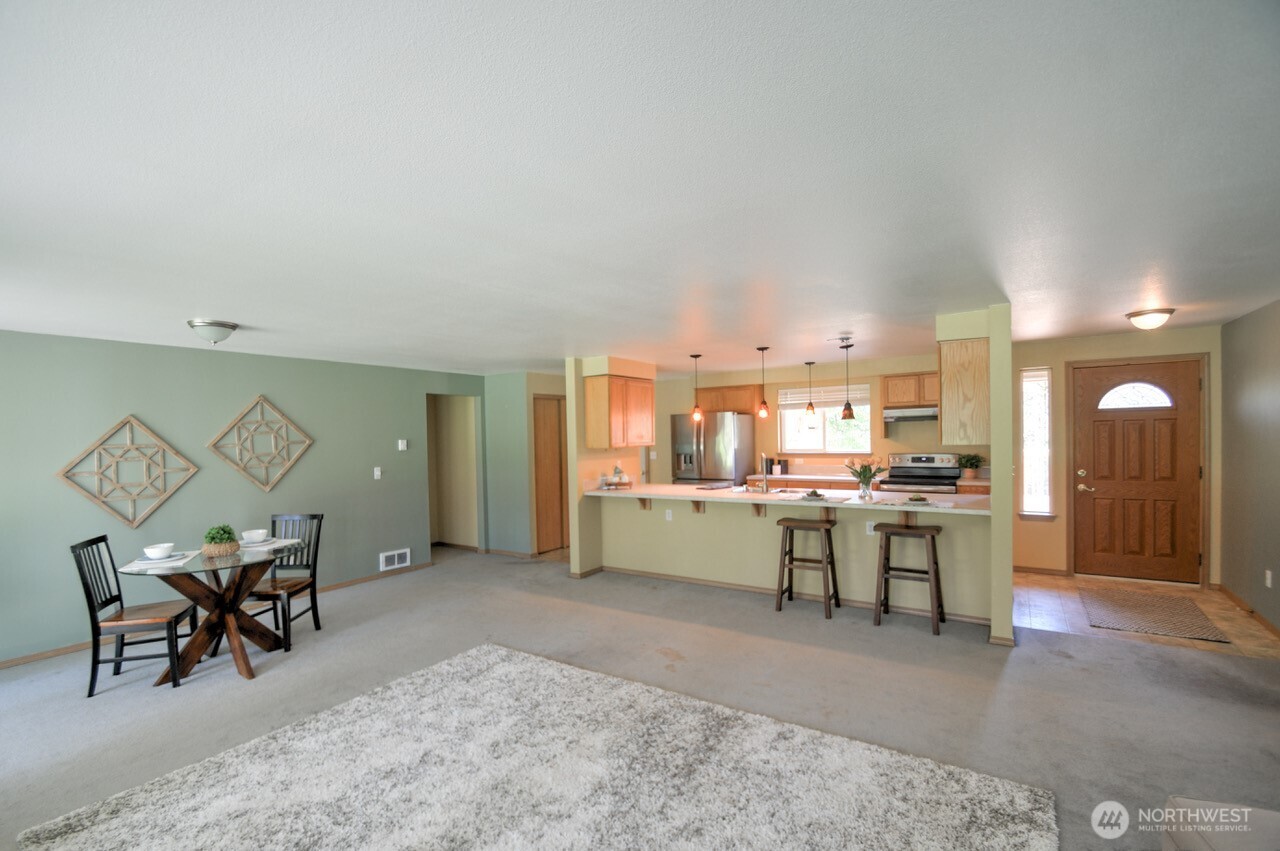 8910 Hunter Point Road NW, Olympia, WA 98502