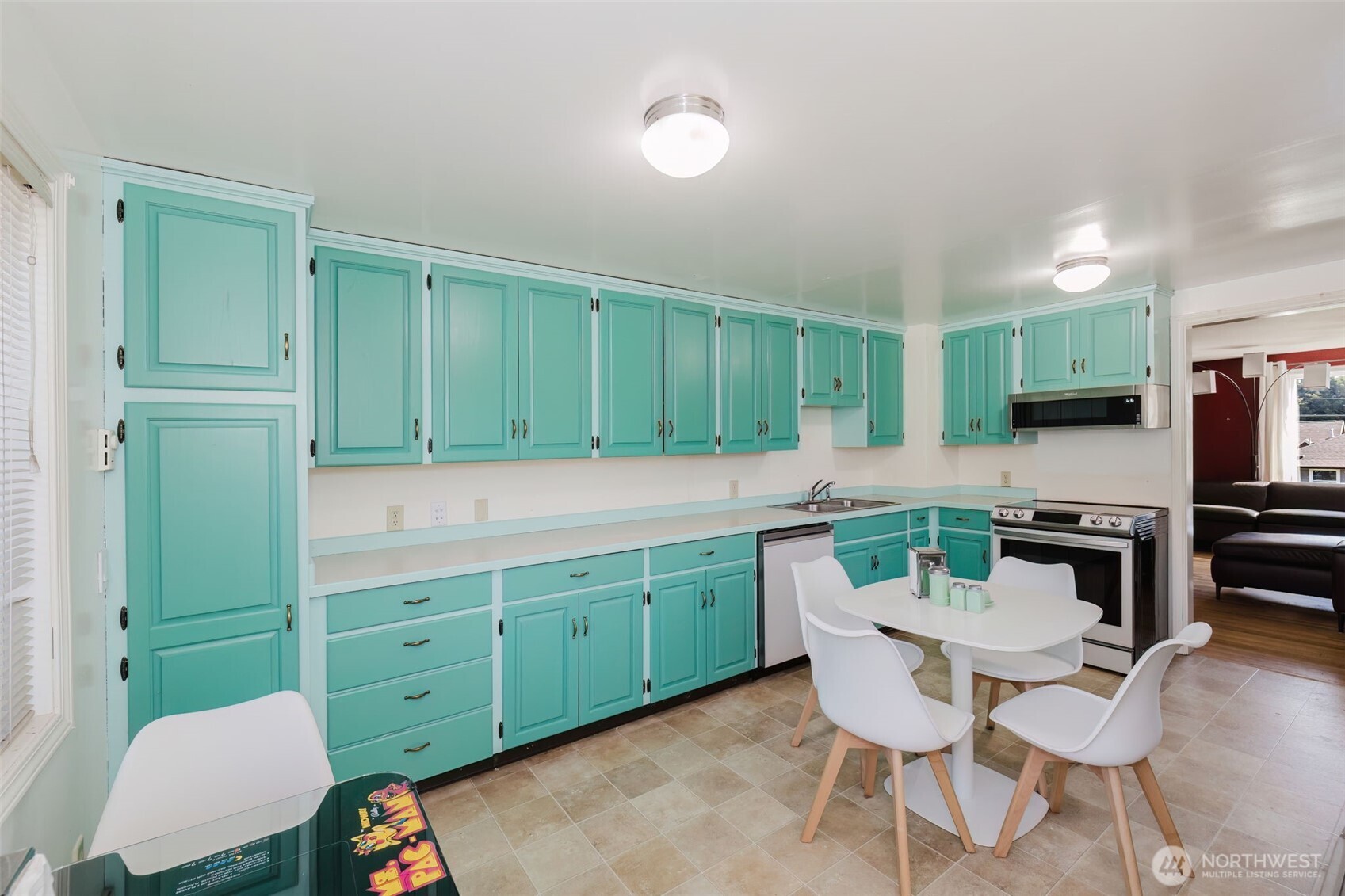 1126 Evans Avenue W, Bremerton, WA 98312