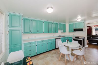 1126 Evans Avenue W, Bremerton, WA 98312 - Photo 12