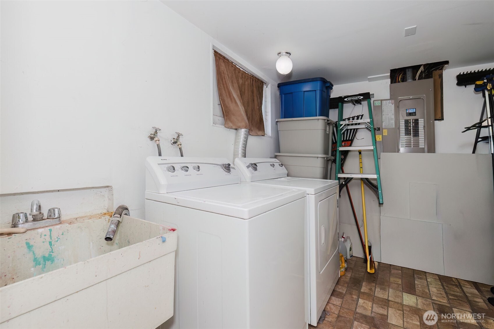 1126 Evans Avenue W, Bremerton, WA 98312