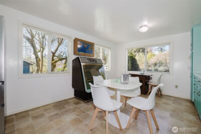 1126 Evans Avenue W, Bremerton, WA 98312 - Photo 9