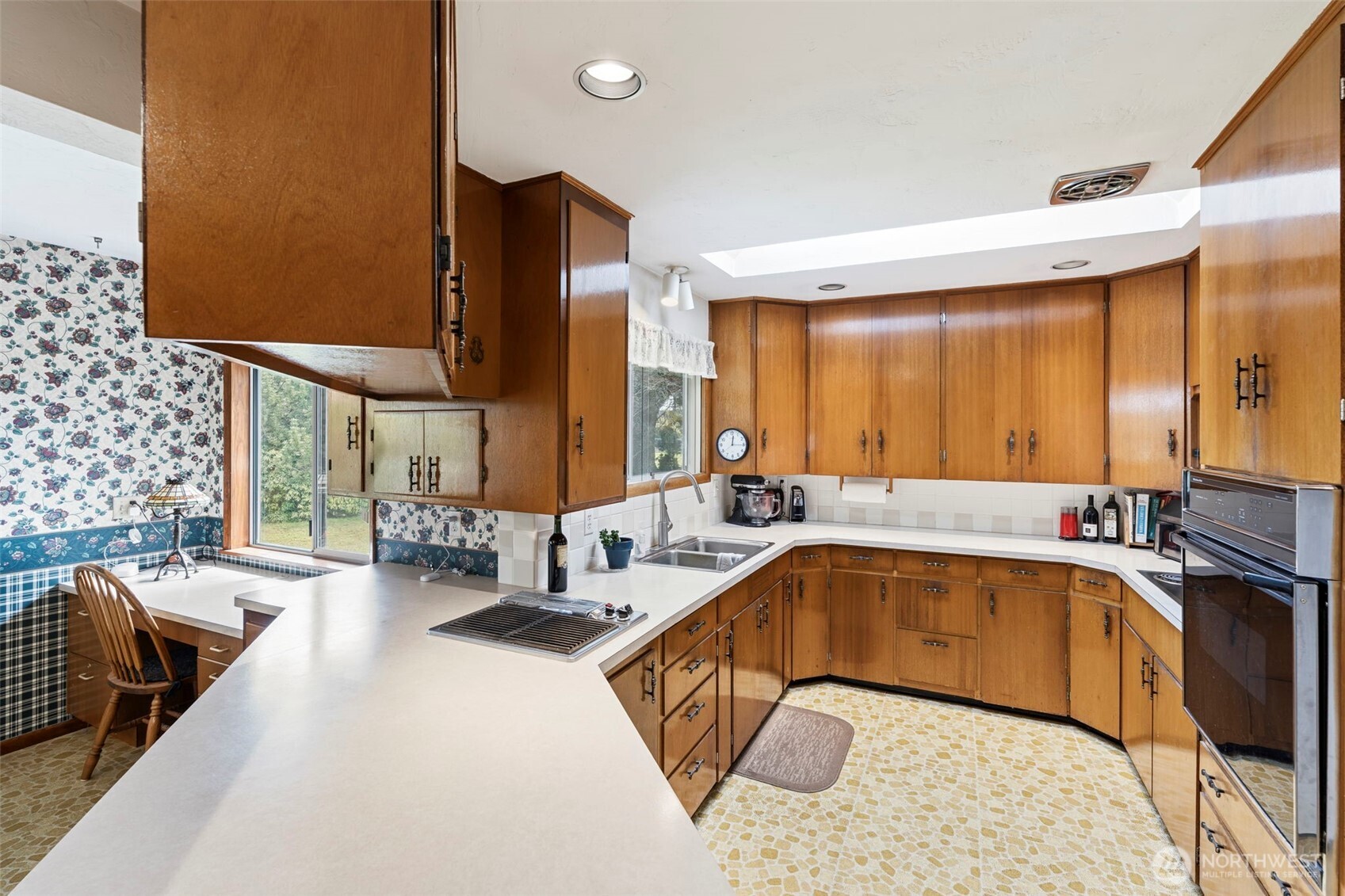 1553 Bishop Road , Chehalis, WA 98532