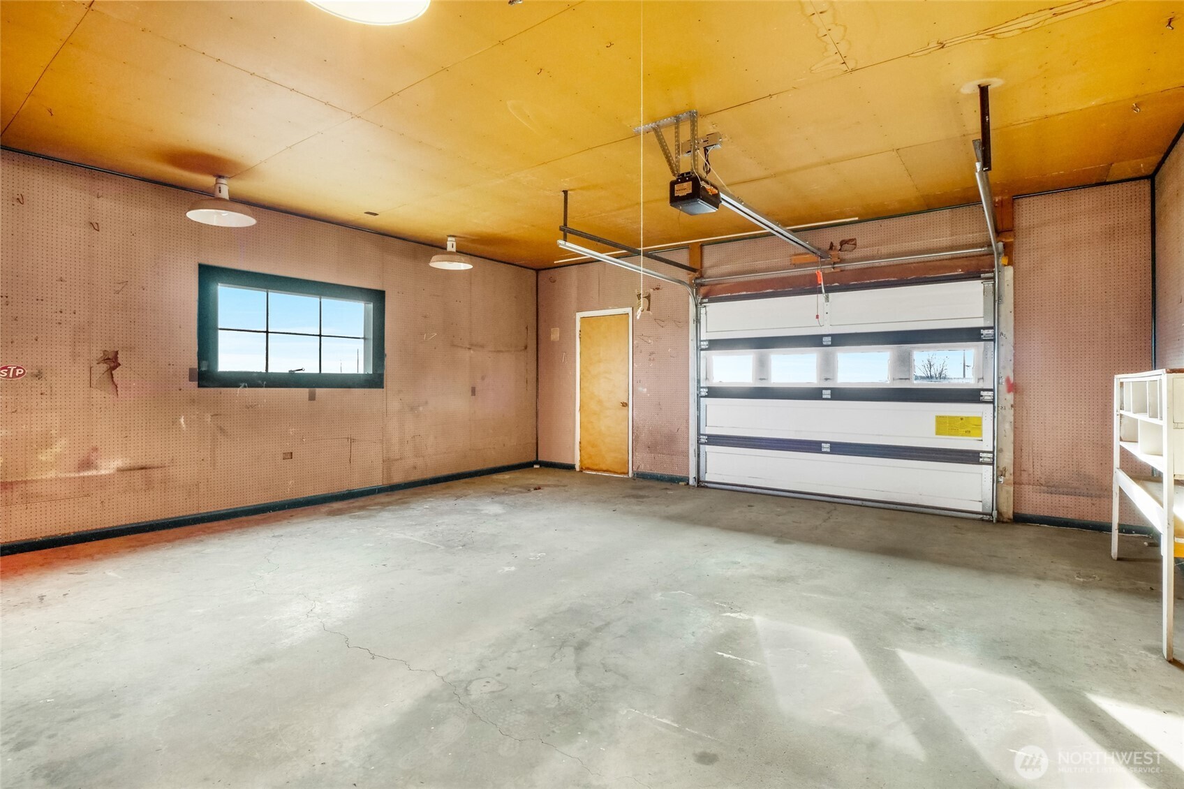 319 E 3rd Street , Lind, WA 99341