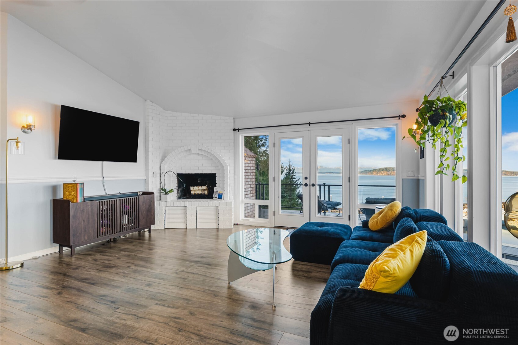 2781 Chambers Point Court , Steilacoom, WA 98388