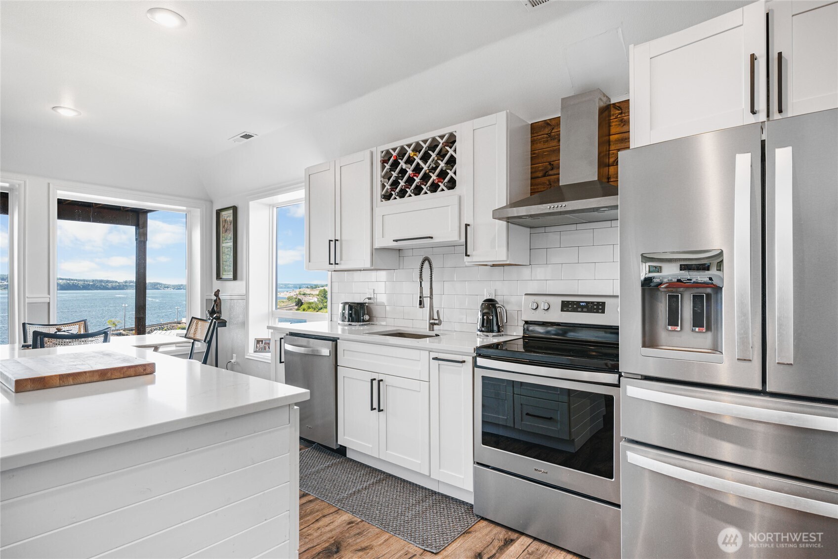 2781 Chambers Point Court , Steilacoom, WA 98388