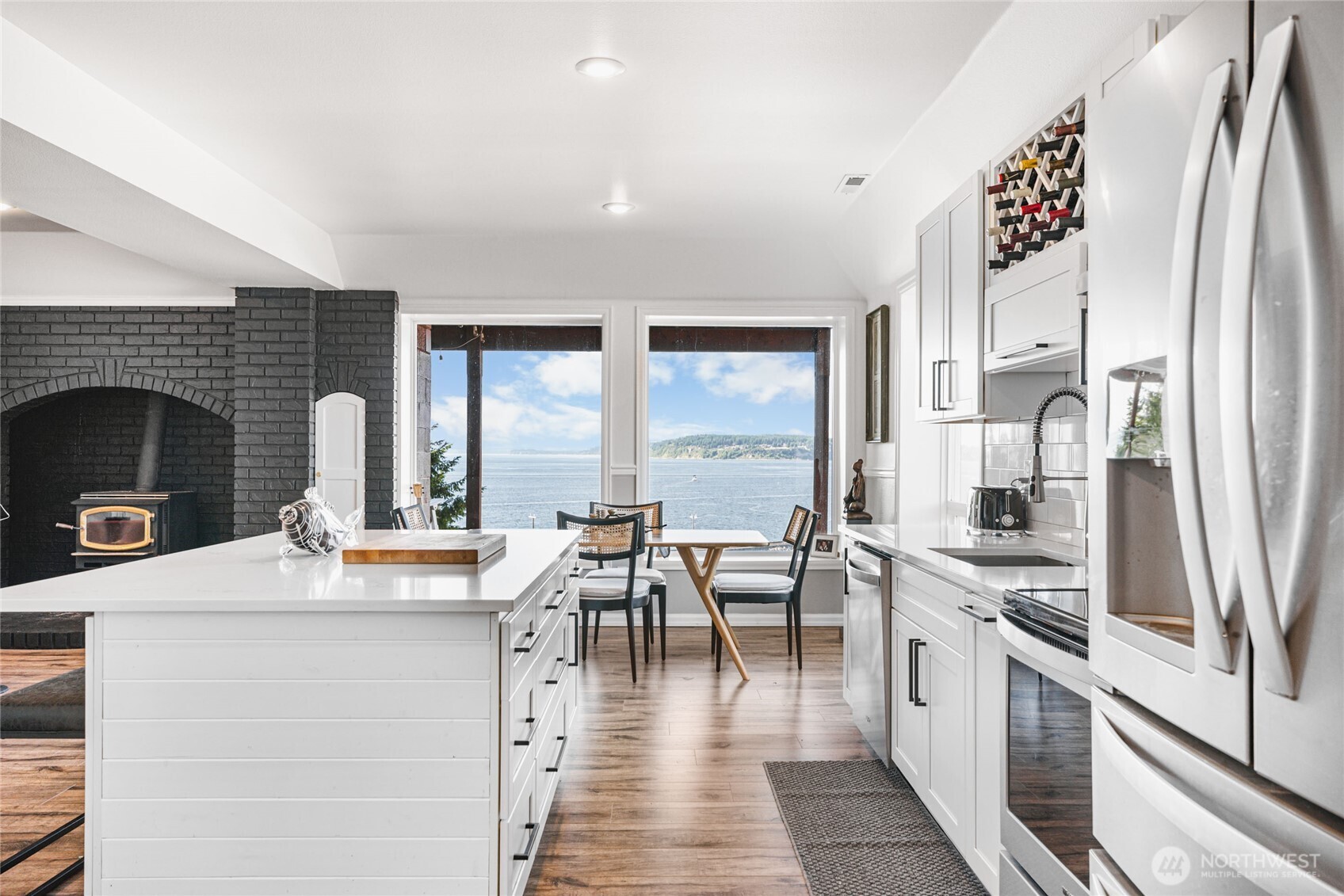 2781 Chambers Point Court , Steilacoom, WA 98388