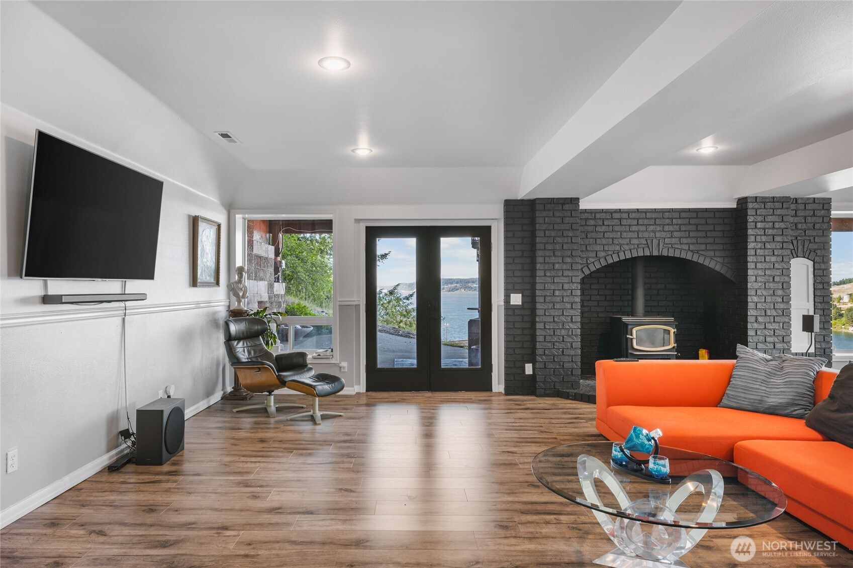 2781 Chambers Point Court , Steilacoom, WA 98388