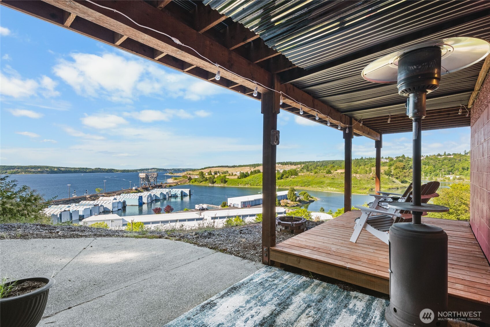 2781 Chambers Point Court , Steilacoom, WA 98388