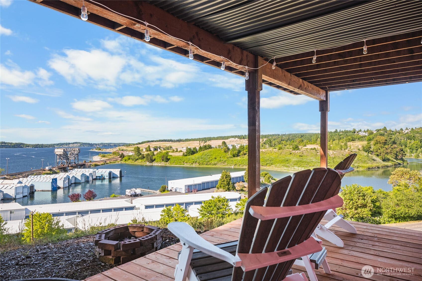 2781 Chambers Point Court , Steilacoom, WA 98388