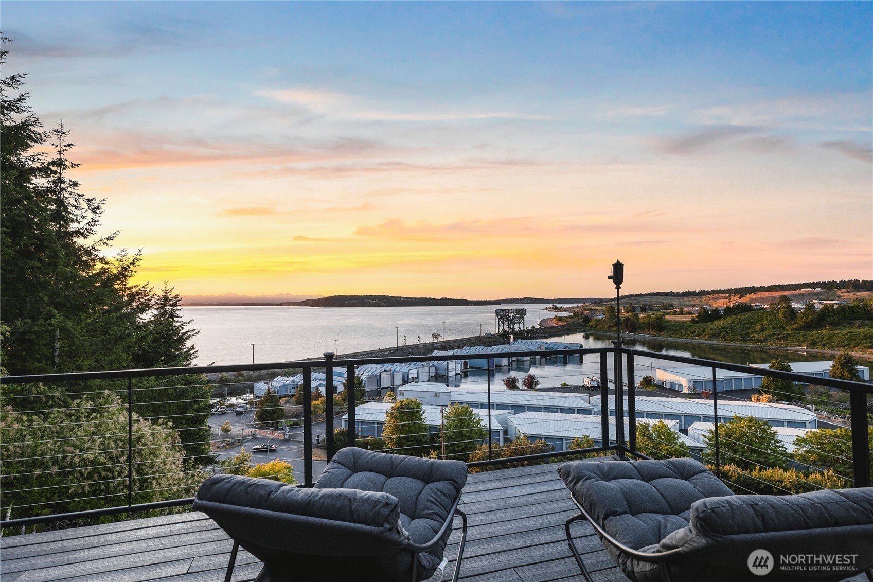 2781 Chambers Point Court , Steilacoom, WA 98388