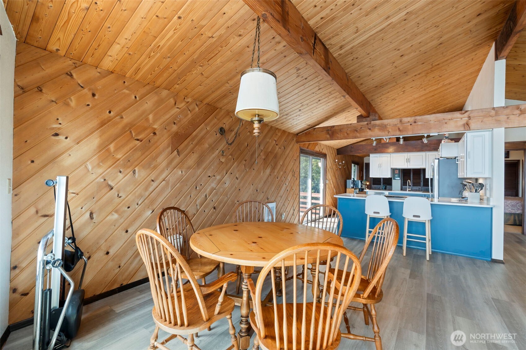 326 Harbor View Loop SE, Ocean Shores, WA 98569