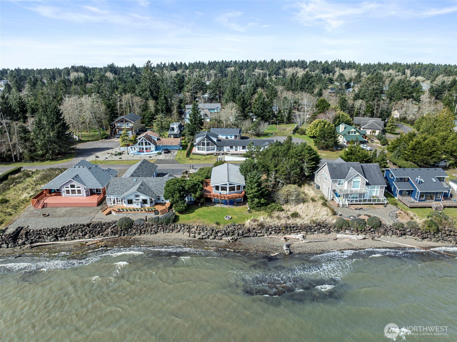 326 Harbor View Loop SE, Ocean Shores, WA 98569