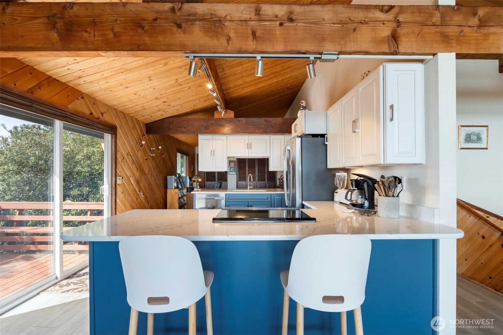 326 Harbor View Loop SE, Ocean Shores, WA 98569