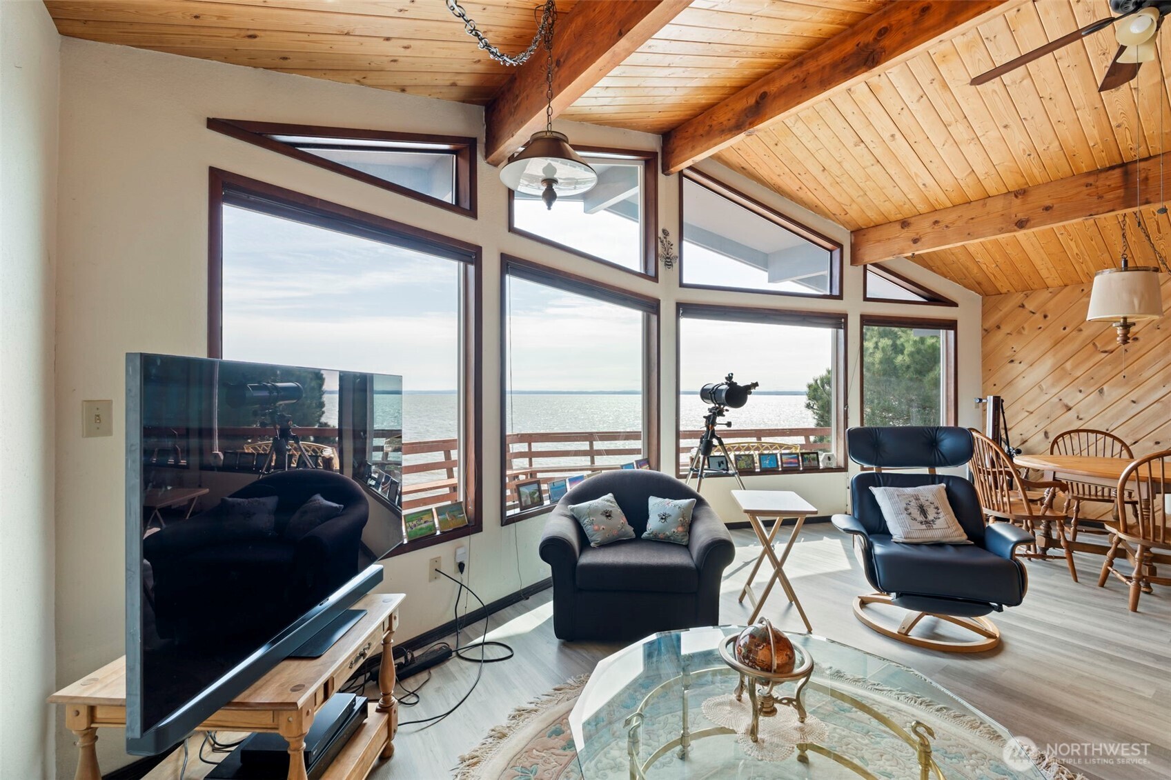 326 Harbor View Loop SE, Ocean Shores, WA 98569