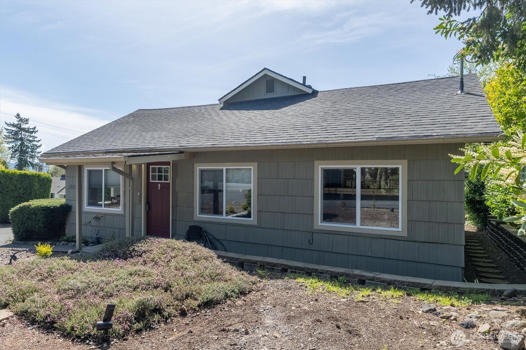 3805 Pacific Way , Longview, WA 98632