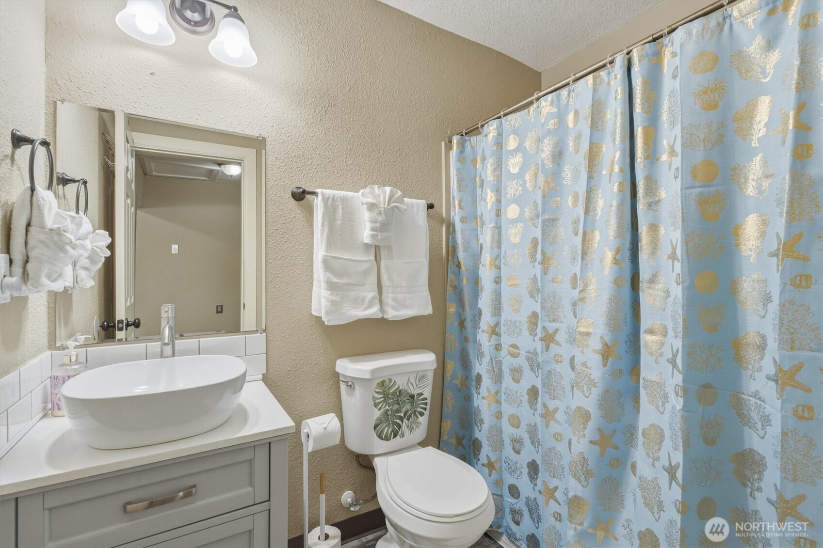 3805 Pacific Way , Longview, WA 98632