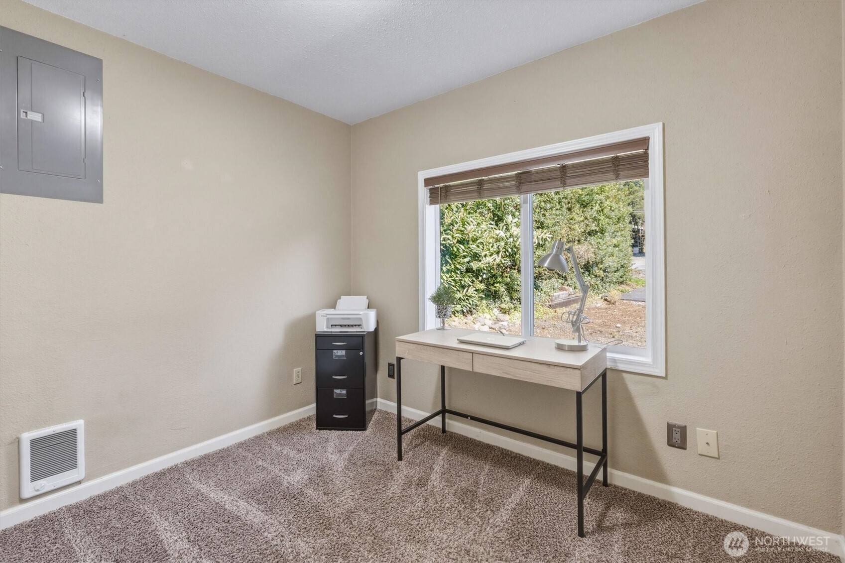 3805 Pacific Way , Longview, WA 98632