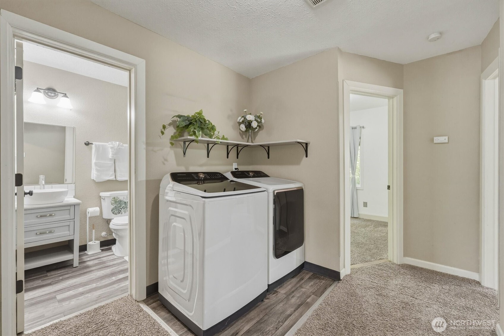 3805 Pacific Way , Longview, WA 98632