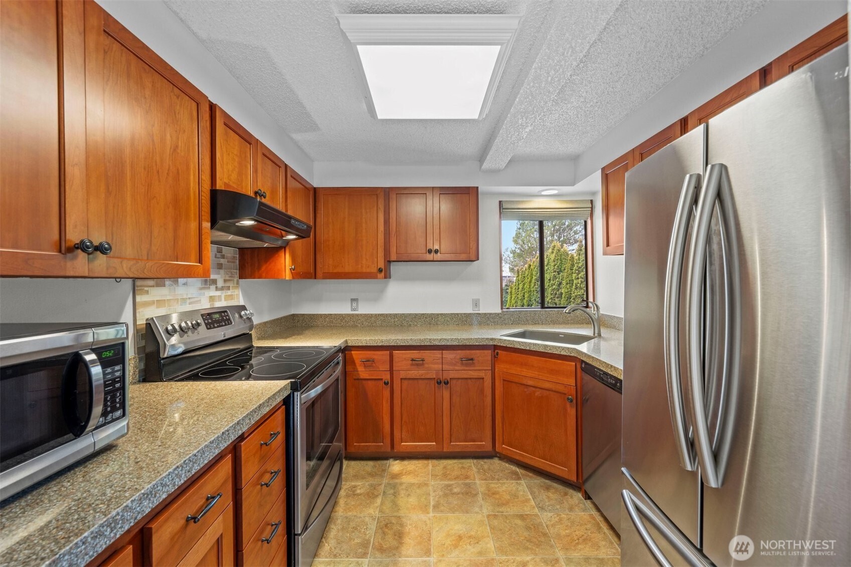 217 Alder Street #101, Edmonds, WA 98020