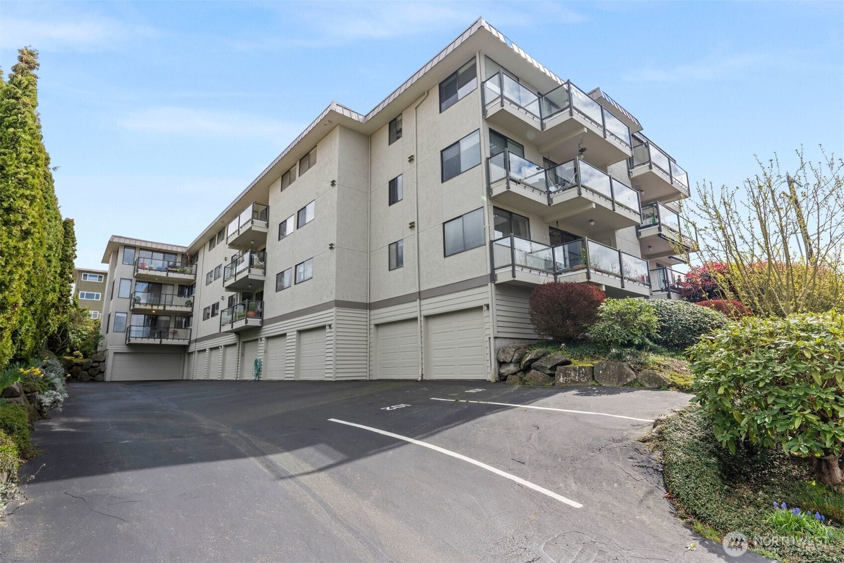 217 Alder Street #101, Edmonds, WA 98020
