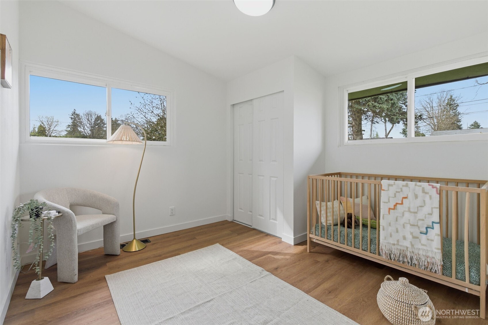 8102 Oakridge Drive SW, Lakewood, WA 98498-5962