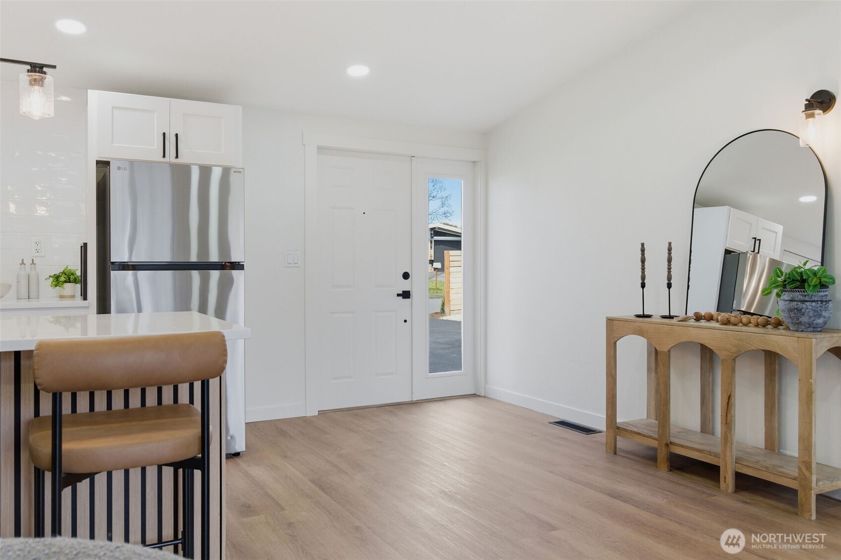 8102 Oakridge Drive SW, Lakewood, WA 98498-5962