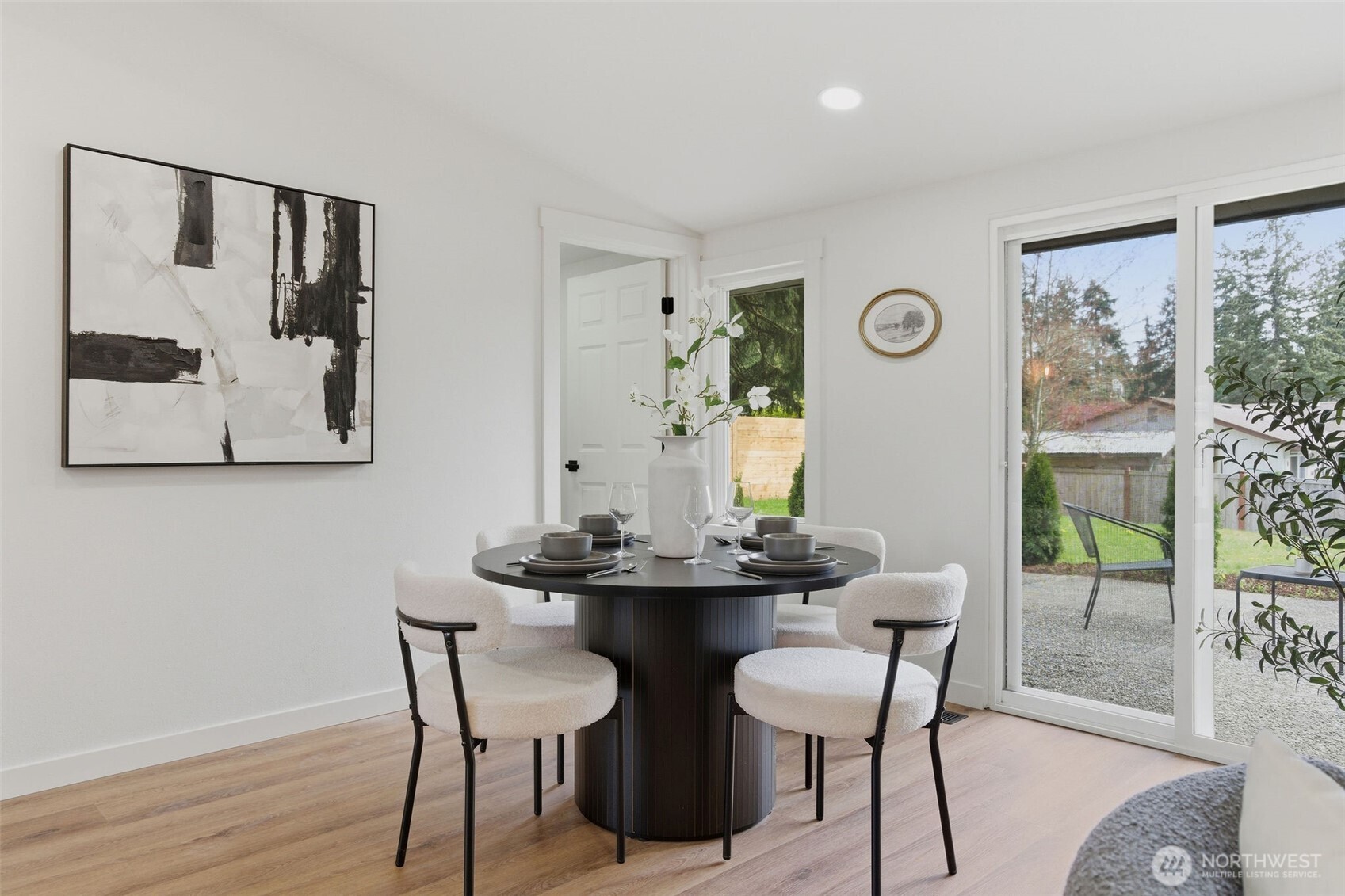 8102 Oakridge Drive SW, Lakewood, WA 98498-5962