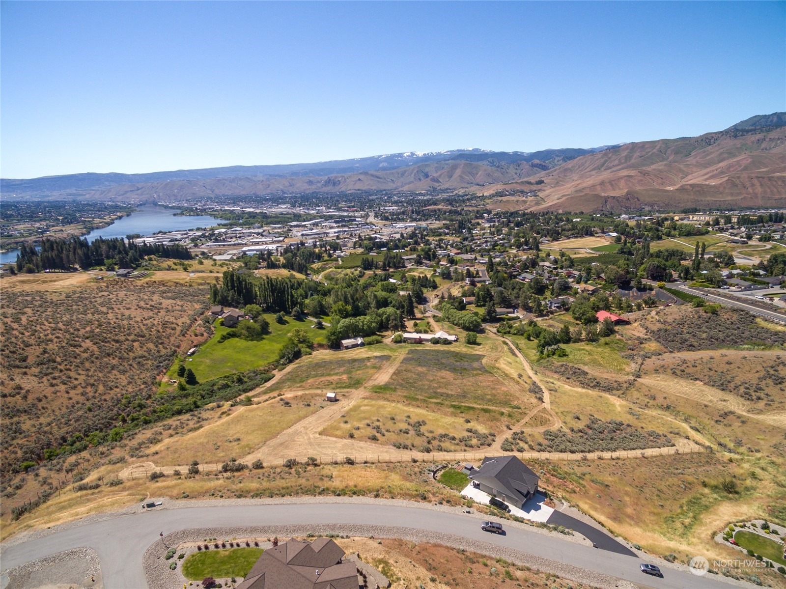 3621 McMullan Road , Wenatchee, WA 98801