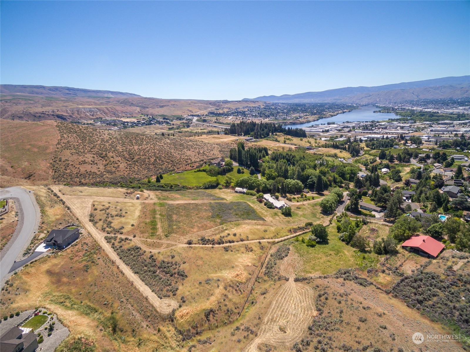 3621 McMullan Road , Wenatchee, WA 98801