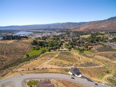 3621 McMullan Road , Wenatchee, WA 98801