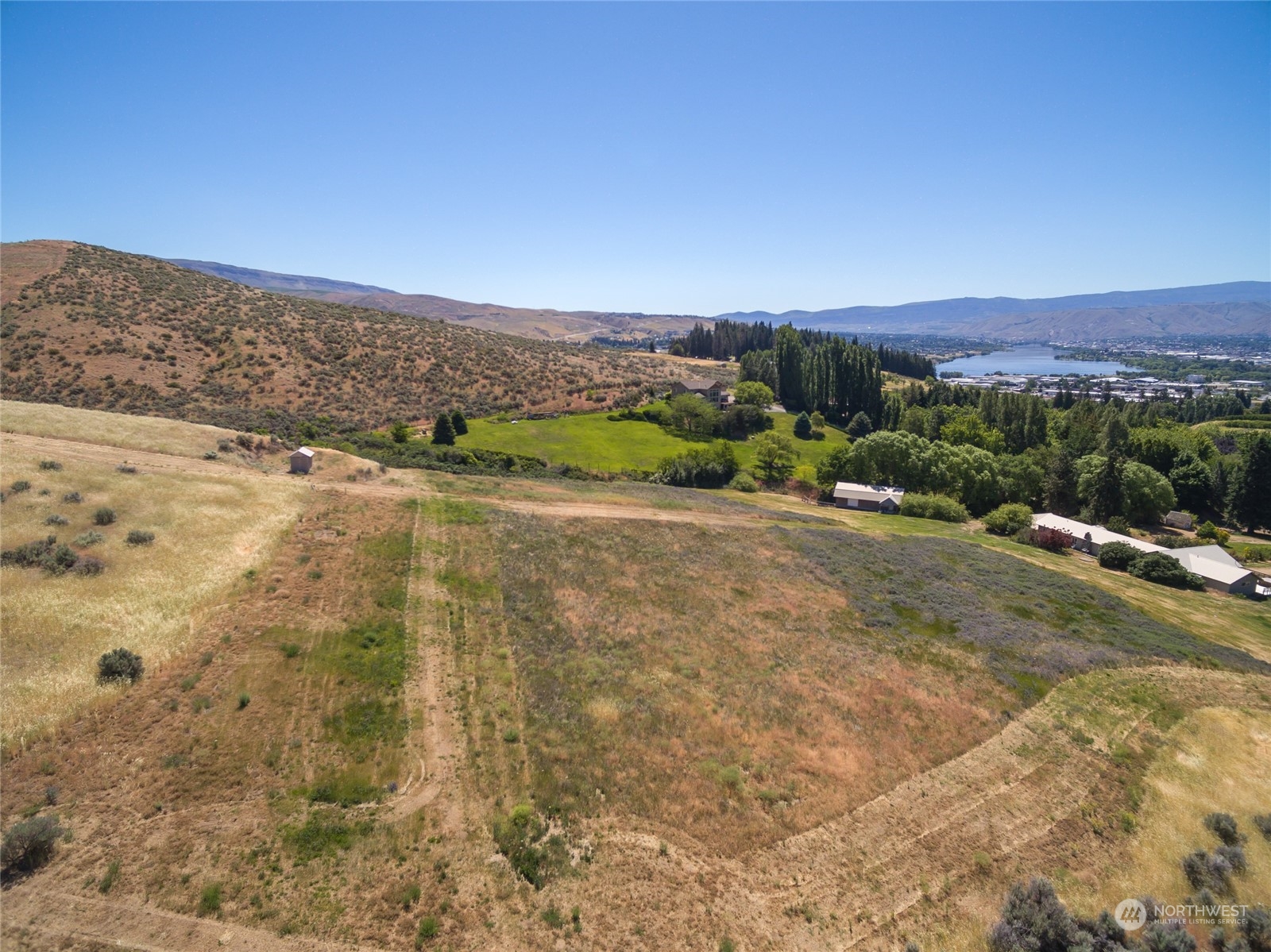 3621 McMullan Road , Wenatchee, WA 98801