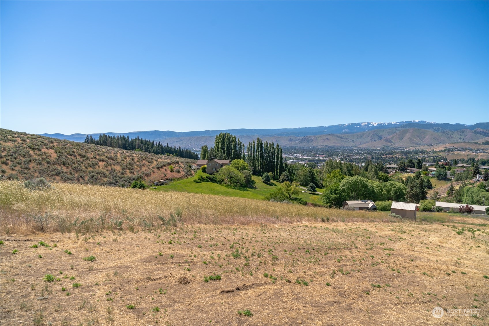 3621 McMullan Road , Wenatchee, WA 98801