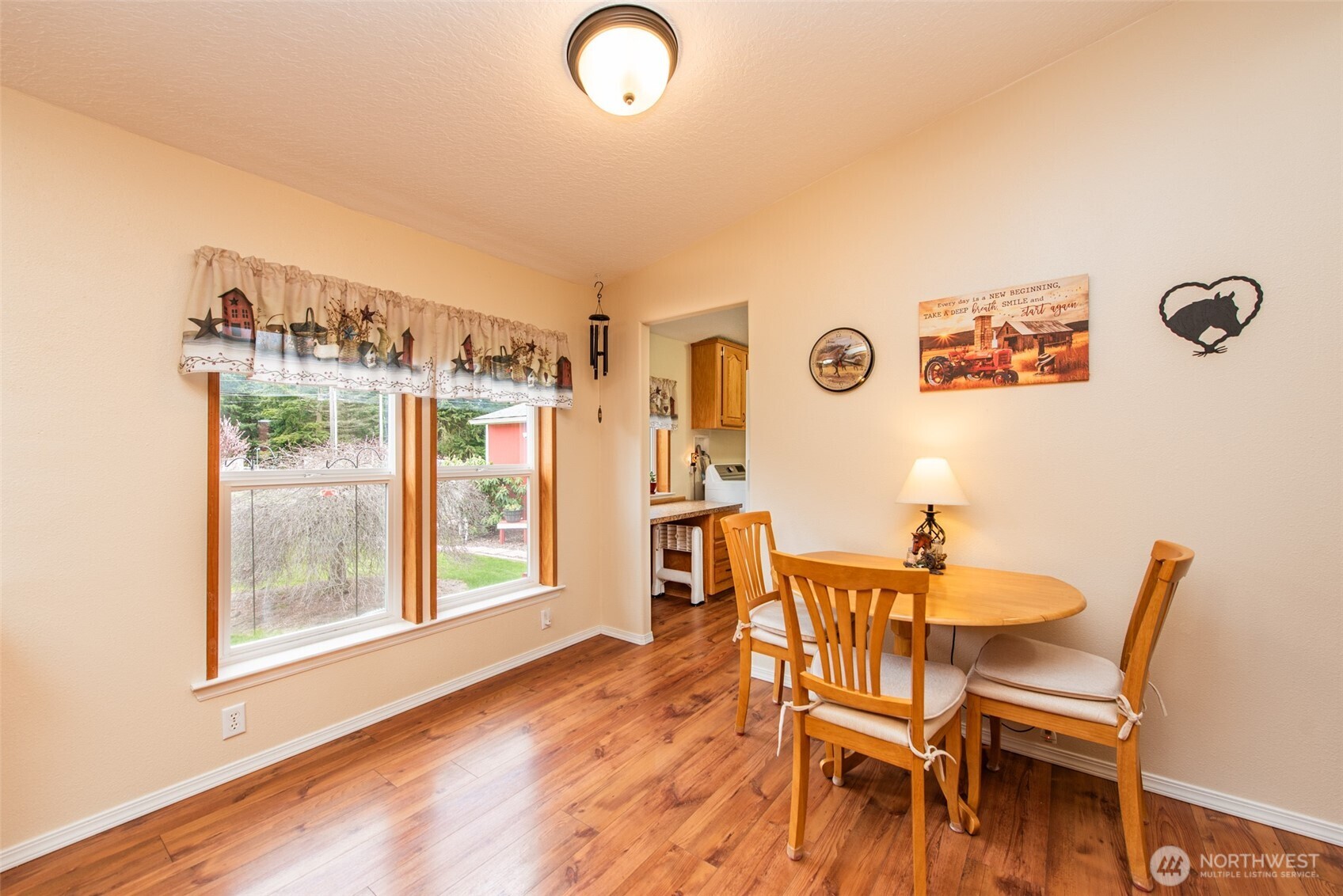 571 Lewis Road , Port Angeles, WA 98362