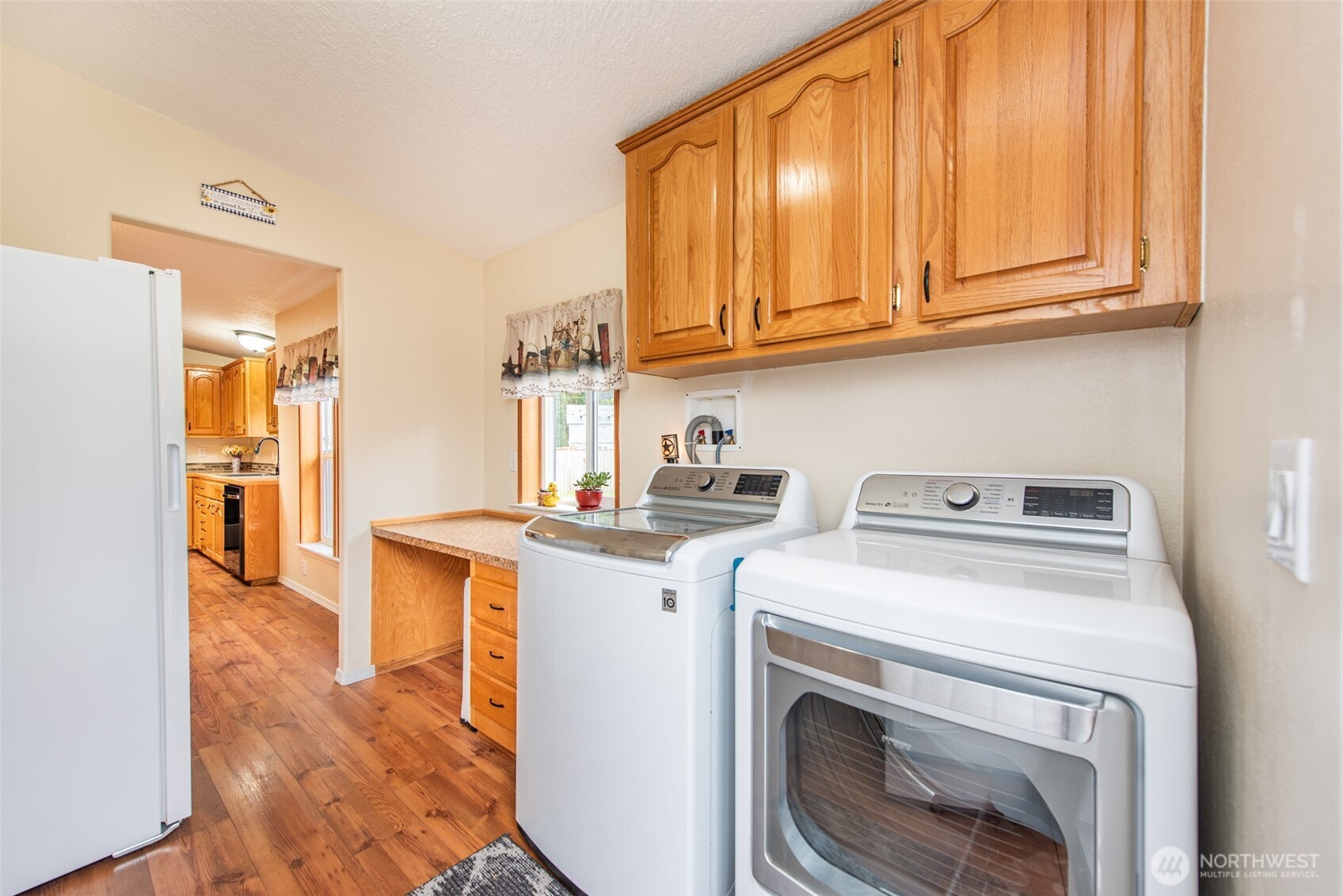 571 Lewis Road , Port Angeles, WA 98362