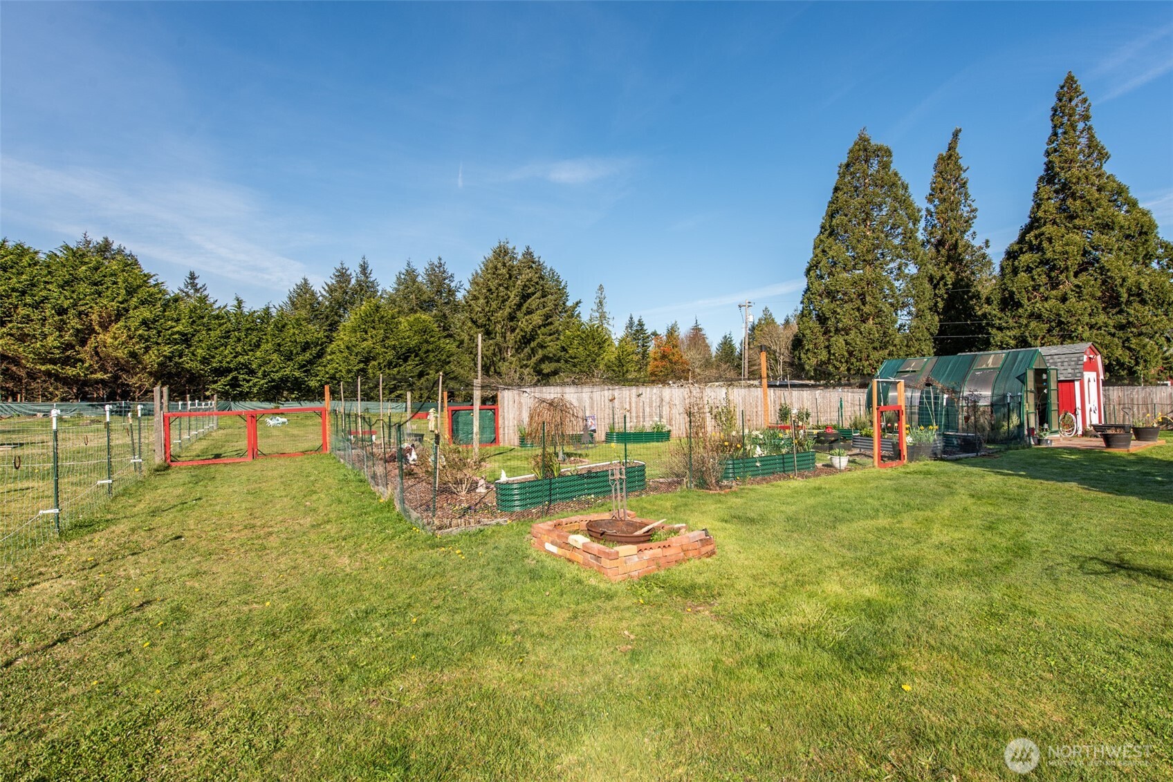 571 Lewis Road , Port Angeles, WA 98362