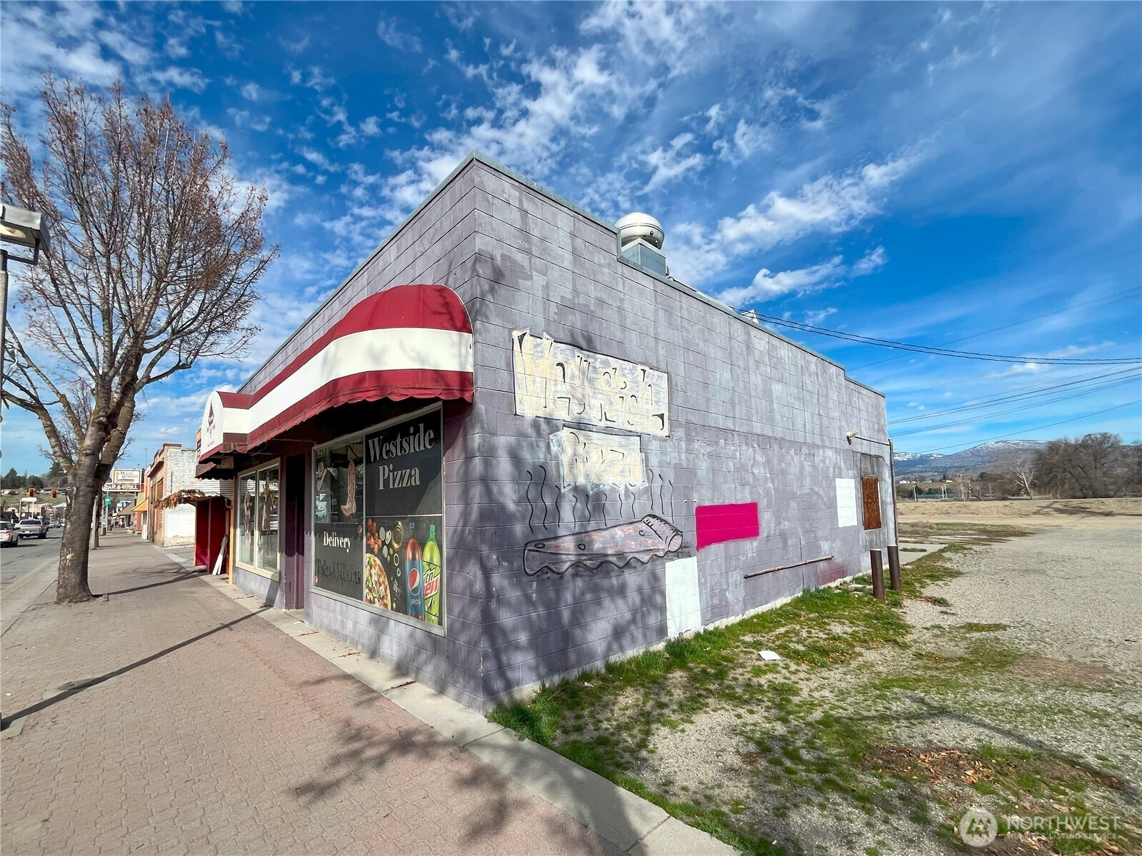 19 Main Street S, Omak, WA 98841