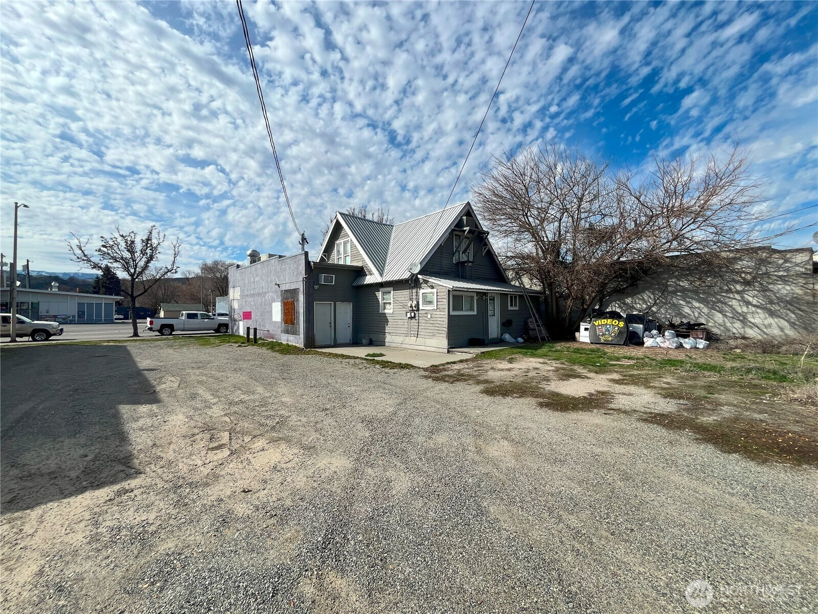 19 Main Street S, Omak, WA 98841