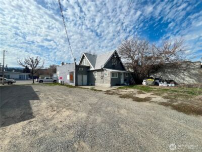 19 Main Street S, Omak, WA 98841 - Photo 12