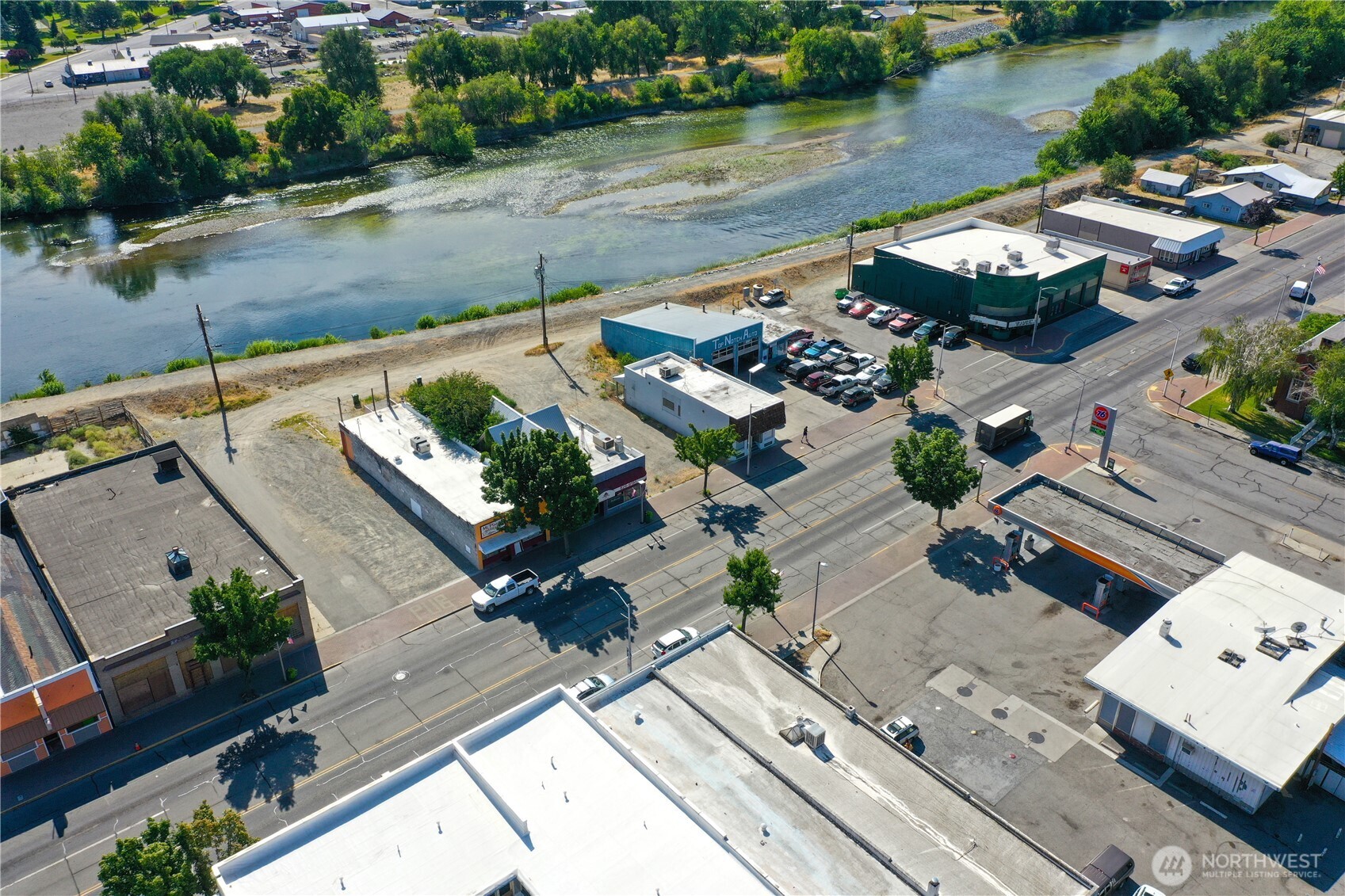19 Main Street S, Omak, WA 98841