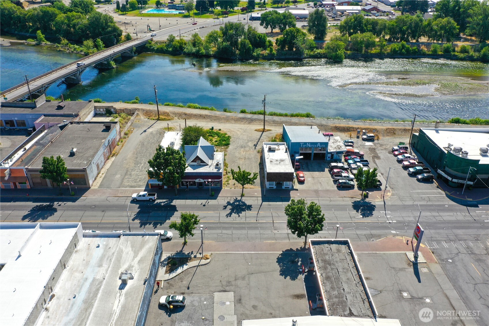 25 Main Street S, Omak, WA 98841