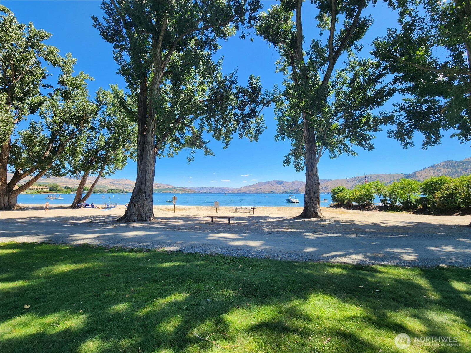 1 Beach 545-E , Manson, WA 98831