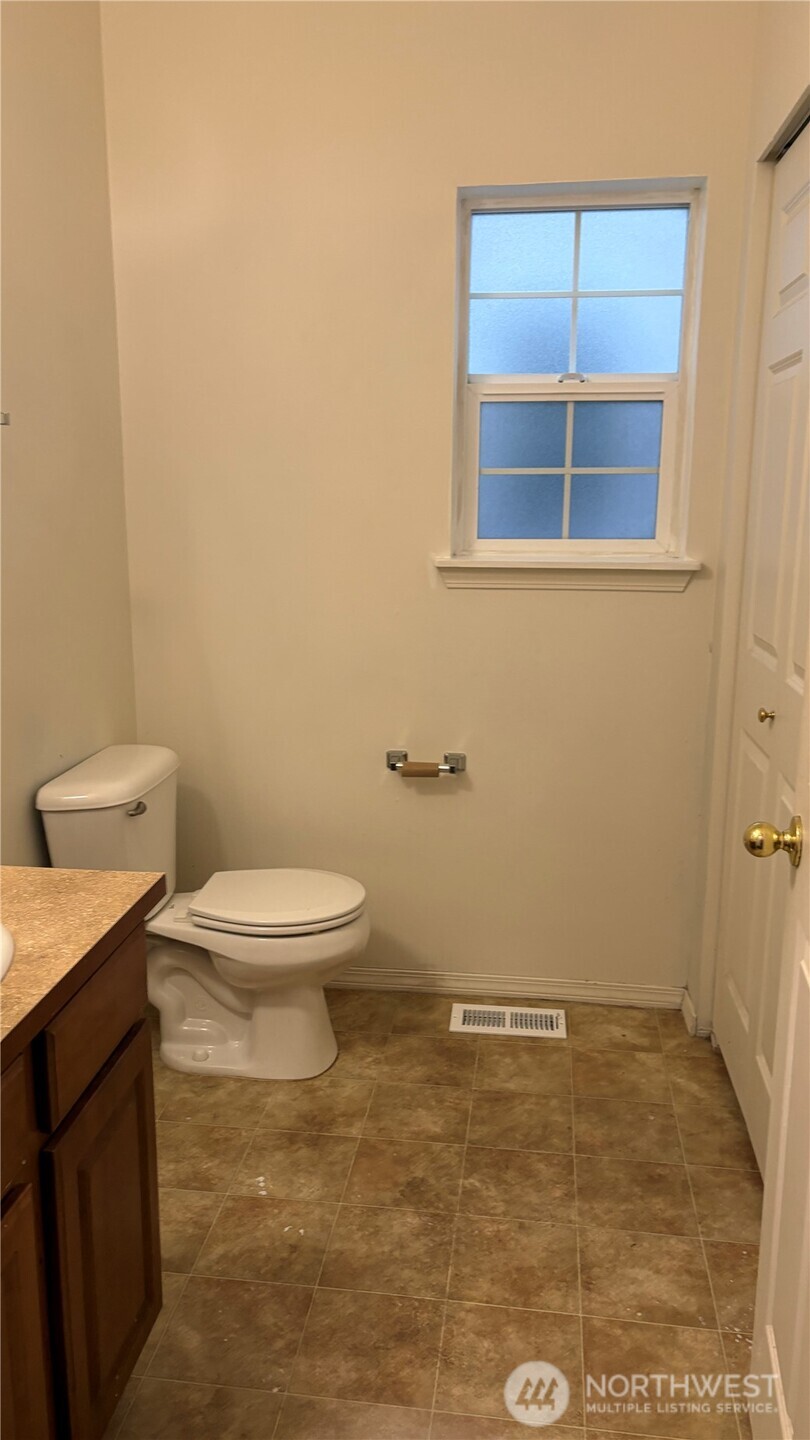 7225 E G Street , Tacoma, WA 98404