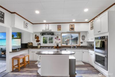 9040 Thunderbird Lane , Concrete, WA 98237 - Photo 10