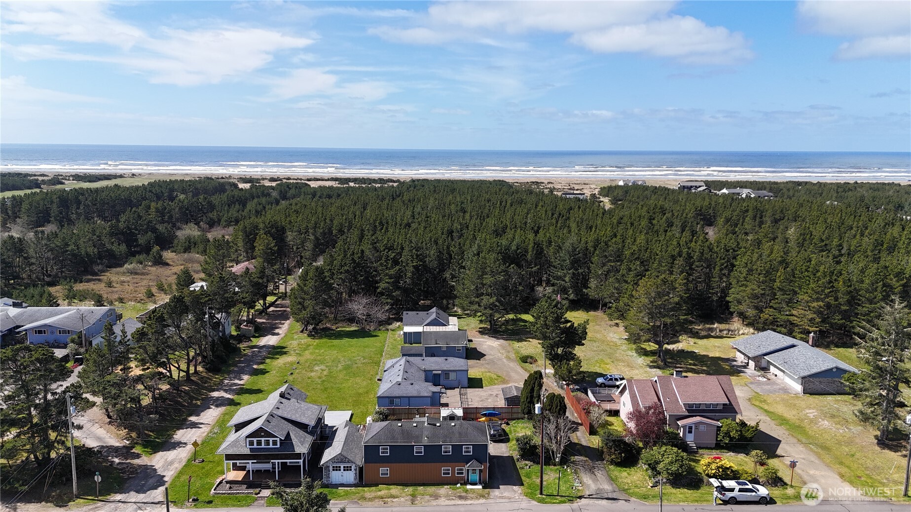1911 Ocean Beach Boulevard S, Long Beach, WA 98631