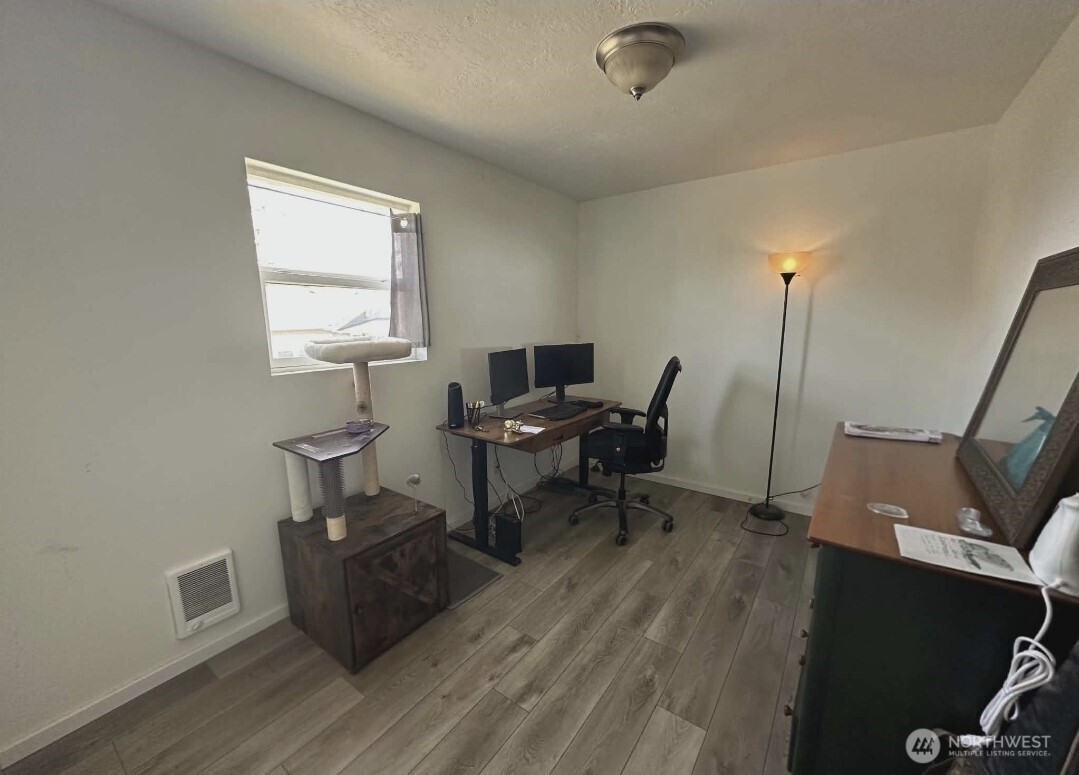 1911 Ocean Beach Boulevard S, Long Beach, WA 98631