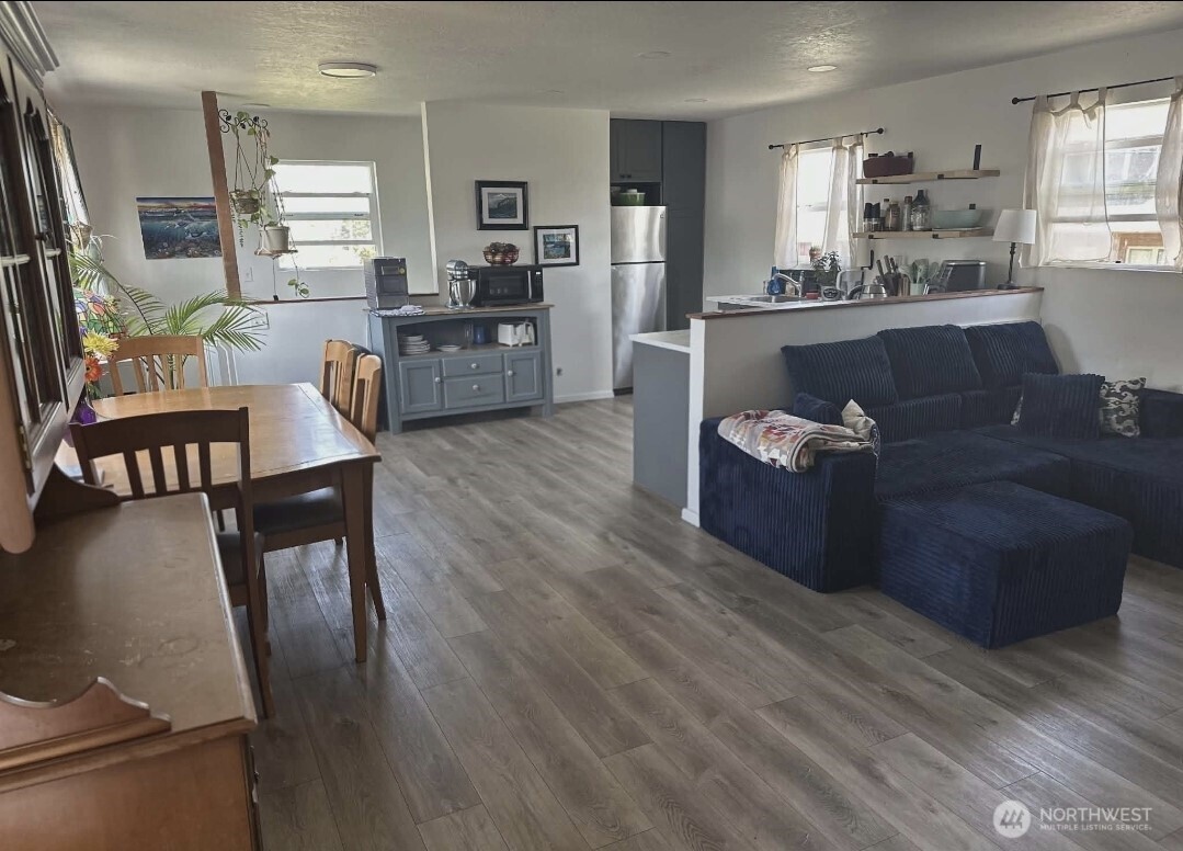 1911 Ocean Beach Boulevard S, Long Beach, WA 98631