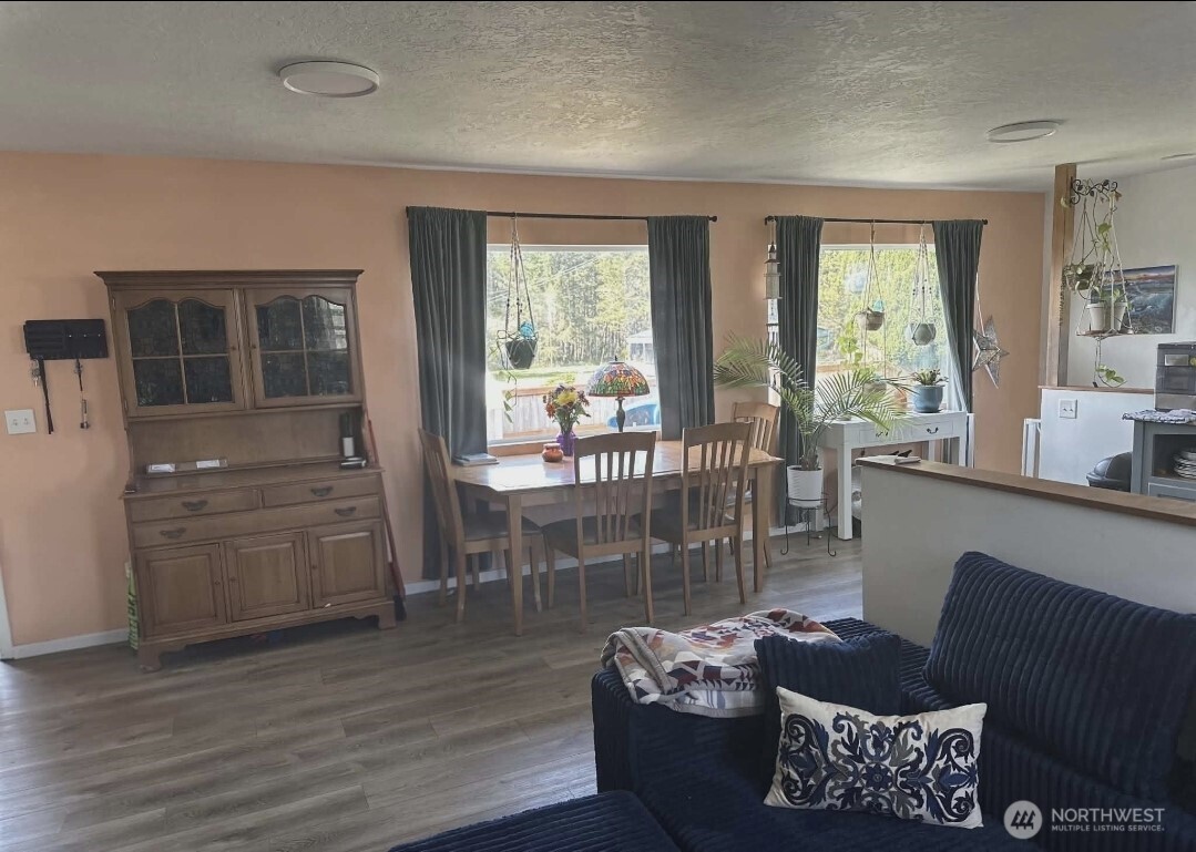 1911 Ocean Beach Boulevard S, Long Beach, WA 98631