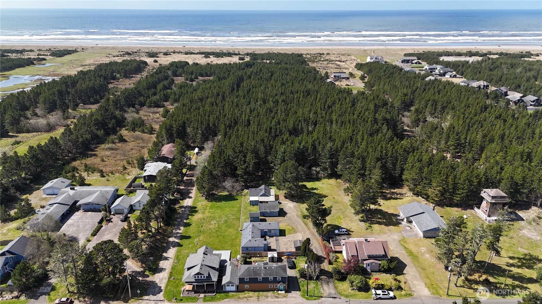 1911 Ocean Beach Boulevard S, Long Beach, WA 98631