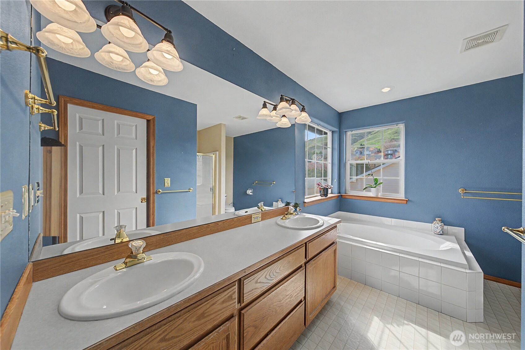 1929 Hideaway Place , Wenatchee, WA 98801